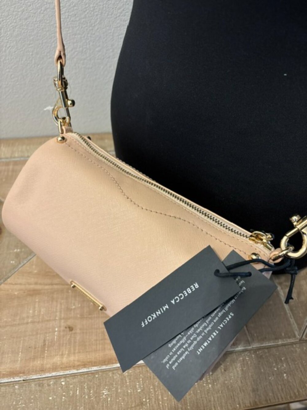 Rebecca Minkoff 100% LEATHER Nude Barrel Crossbody NWT Round Cylinder - Picture 8 of 8
